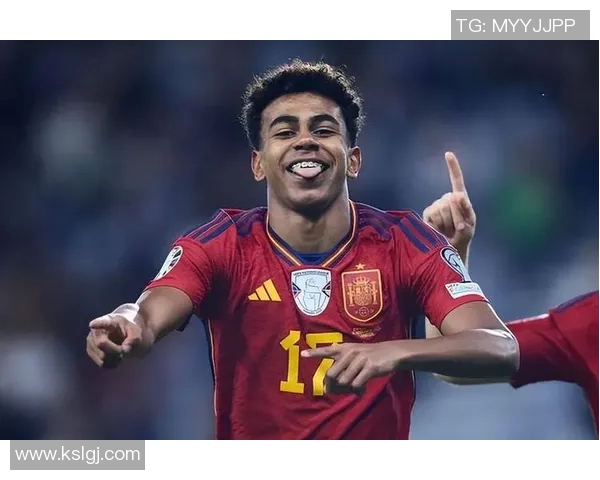 全能足球明星盘点他们在场上的多面才华与成就